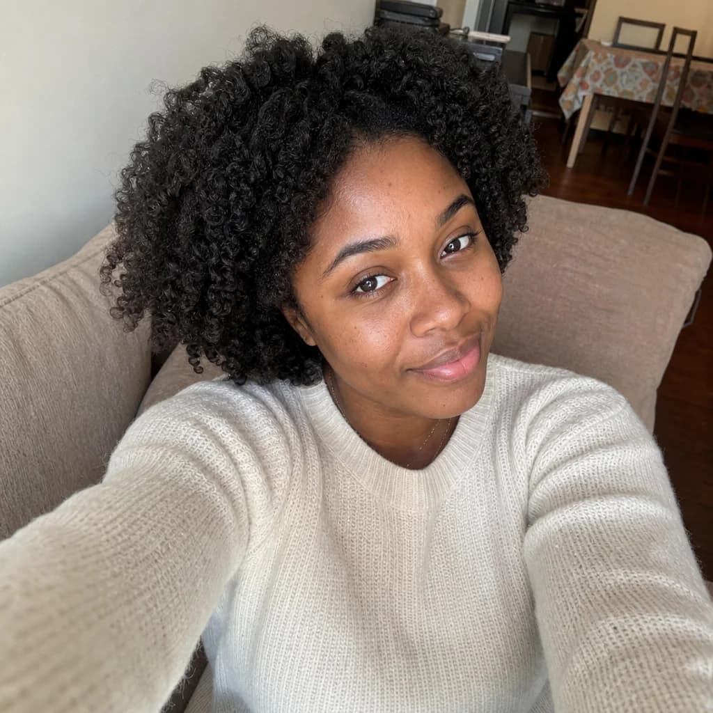 Joelle — verified customer